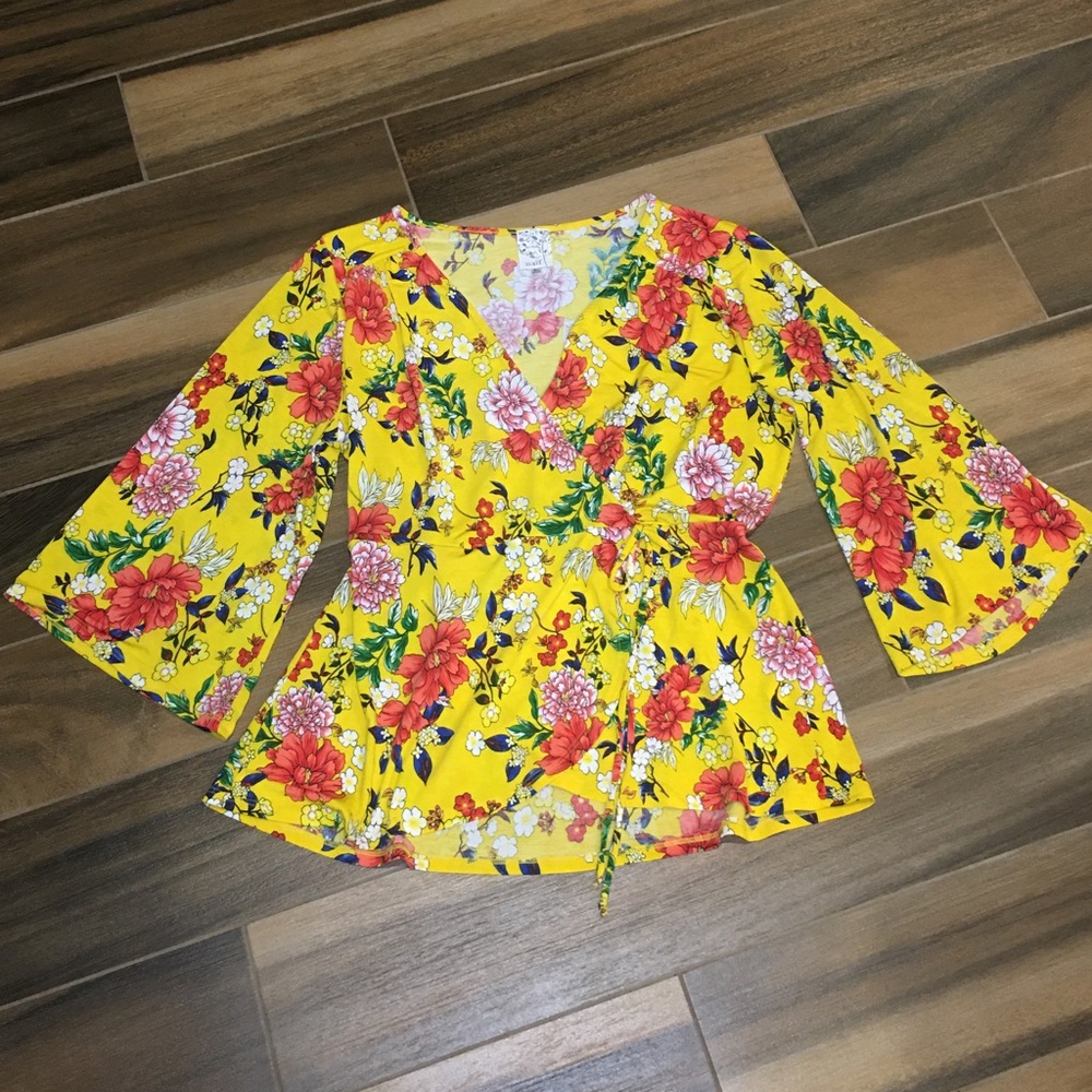 Naïf Blouse NWOT